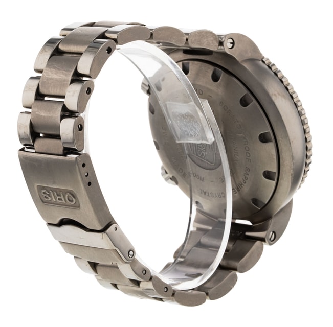 Oris TT1 Divers 649 7610 71 64 Image 3